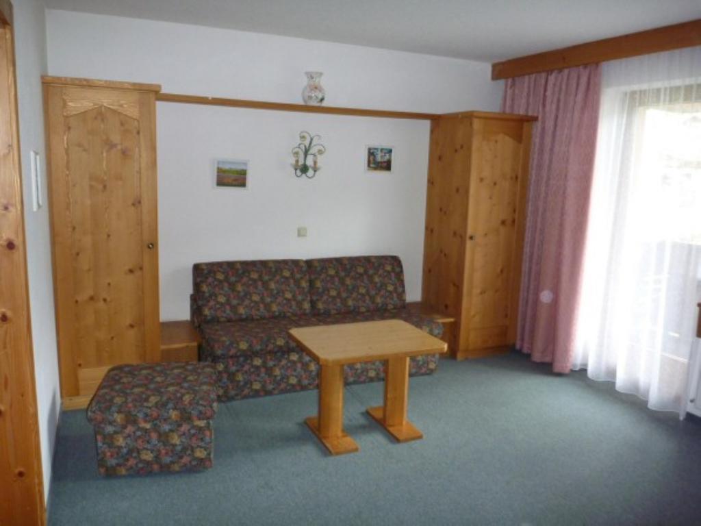 Haus Bellis Apartman Neustift im Stubaital Szoba fotó